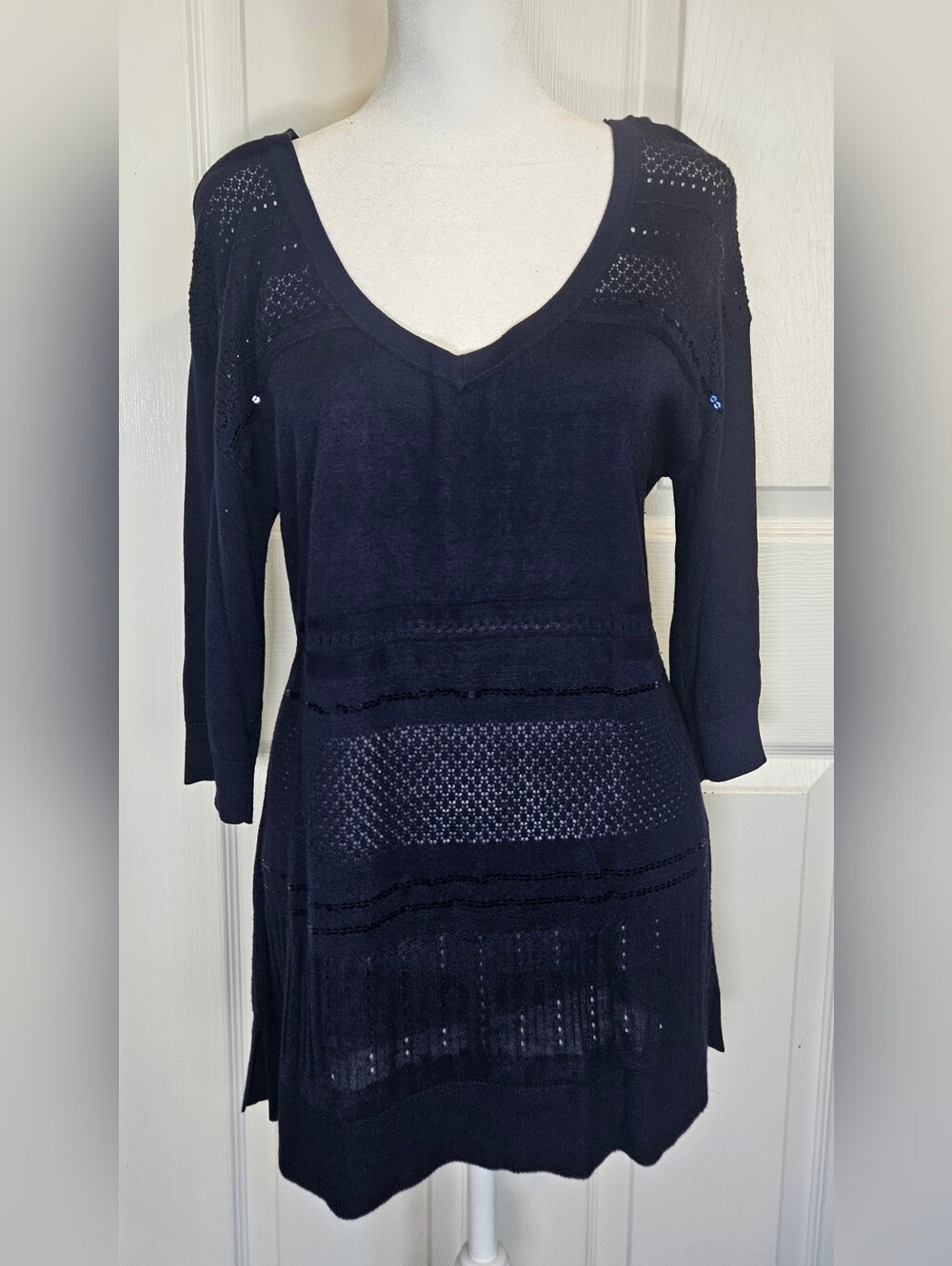 White House Black Market V-neck Sequin Navy Knit Tunic Top Size S